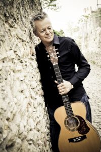 Tommy Emmanuel Photo2 -Shot-By-Simone-Cecchetti