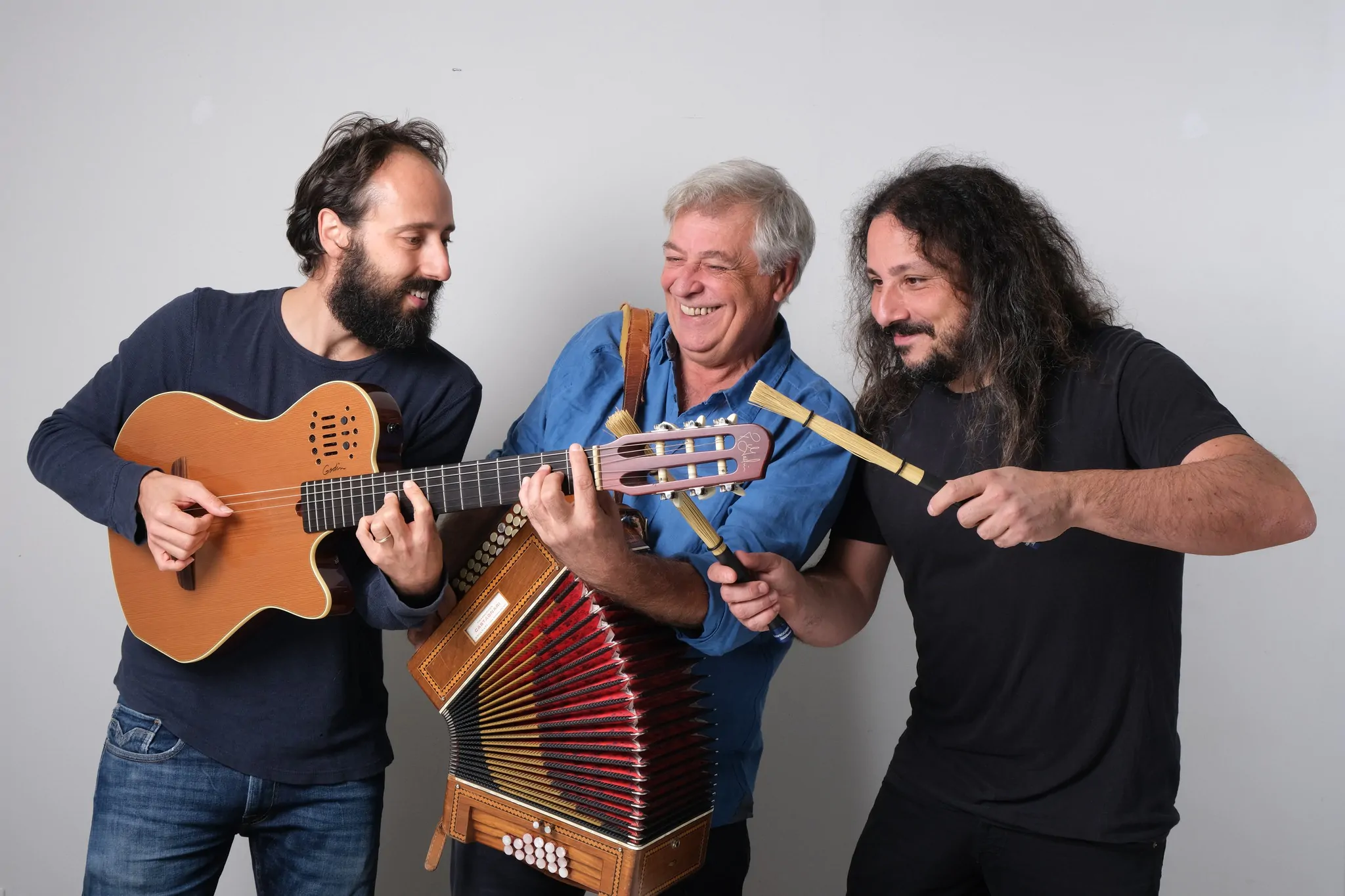 Riccardo Tesi con il nuovo Elastic Trio live all’Istituto De Martino – ASCOLTA