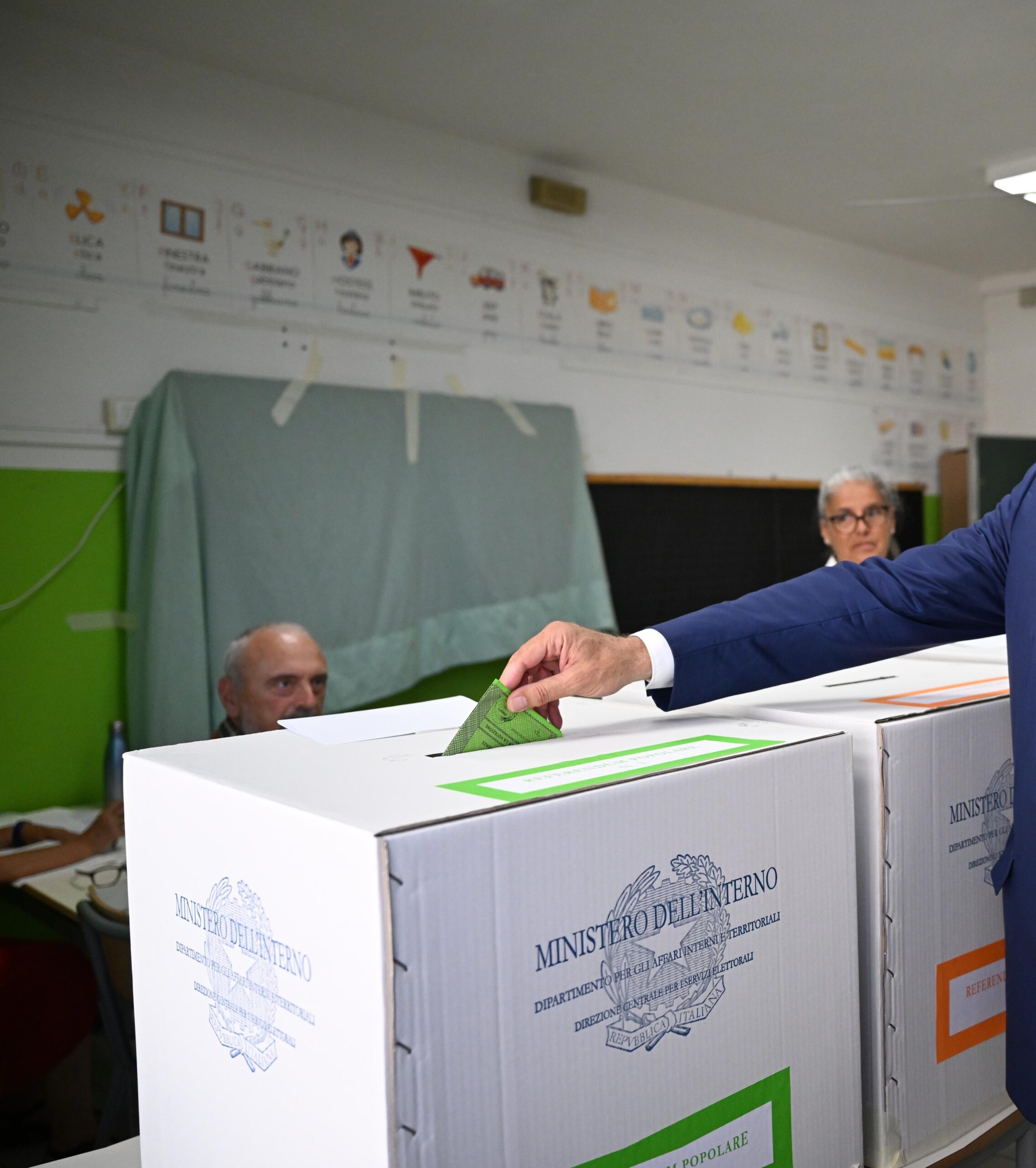Referendum su Lavoro e cittadinanza. Affluenza al 22% alle 23 di ieri. Toscana la regione in cui si è votato di più – ASCOLTA