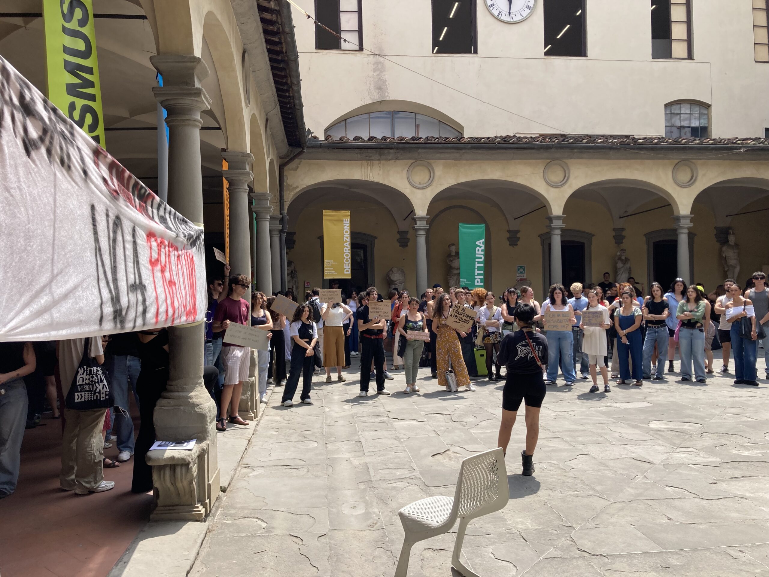 “No al trasferimento a Pratolino”, gli studenti dell’Accademia di Belle Arti protestano per la mancanza di “comunicazione chiara” – ASCOLTA