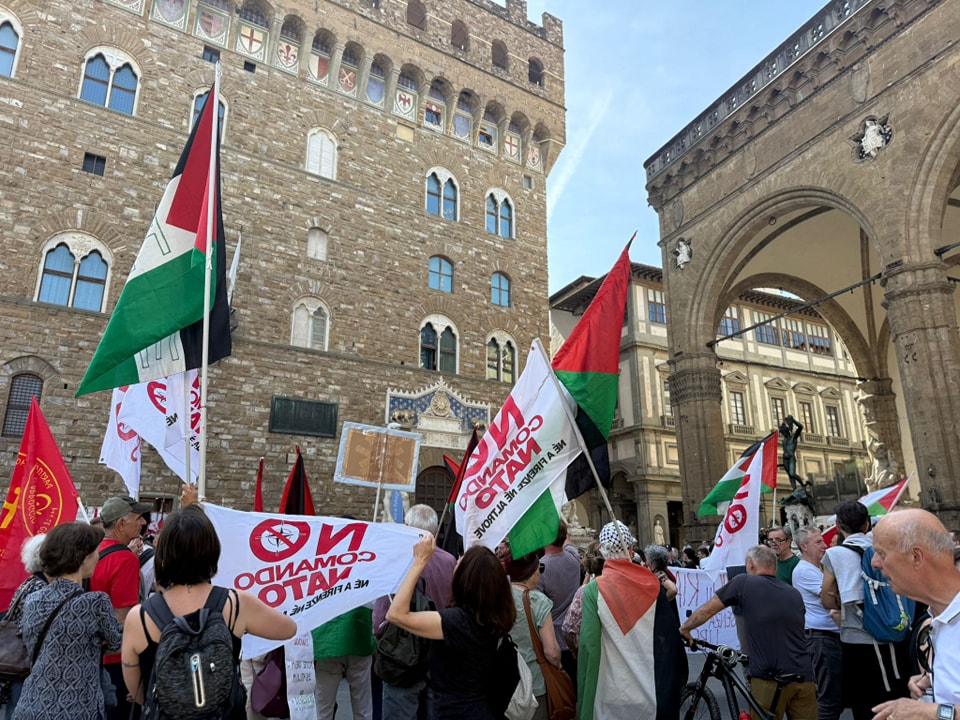 Comitato No Nato: “La base di Firenze sarà operativa. Serve confronto sul ruolo Firenze nelle strategie” – ASCOLTA