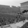 “I luoghi e le parole di Enrico Berlinguer”, arriva al Mandela Forum la mostra dedicata alla vita e alla carriera del leader del PCI – ASCOLTA