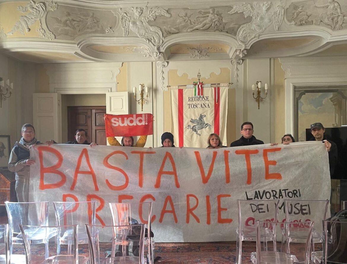 Musei statali, la protesta dei precari storici arriva nella sede della Regione Toscana