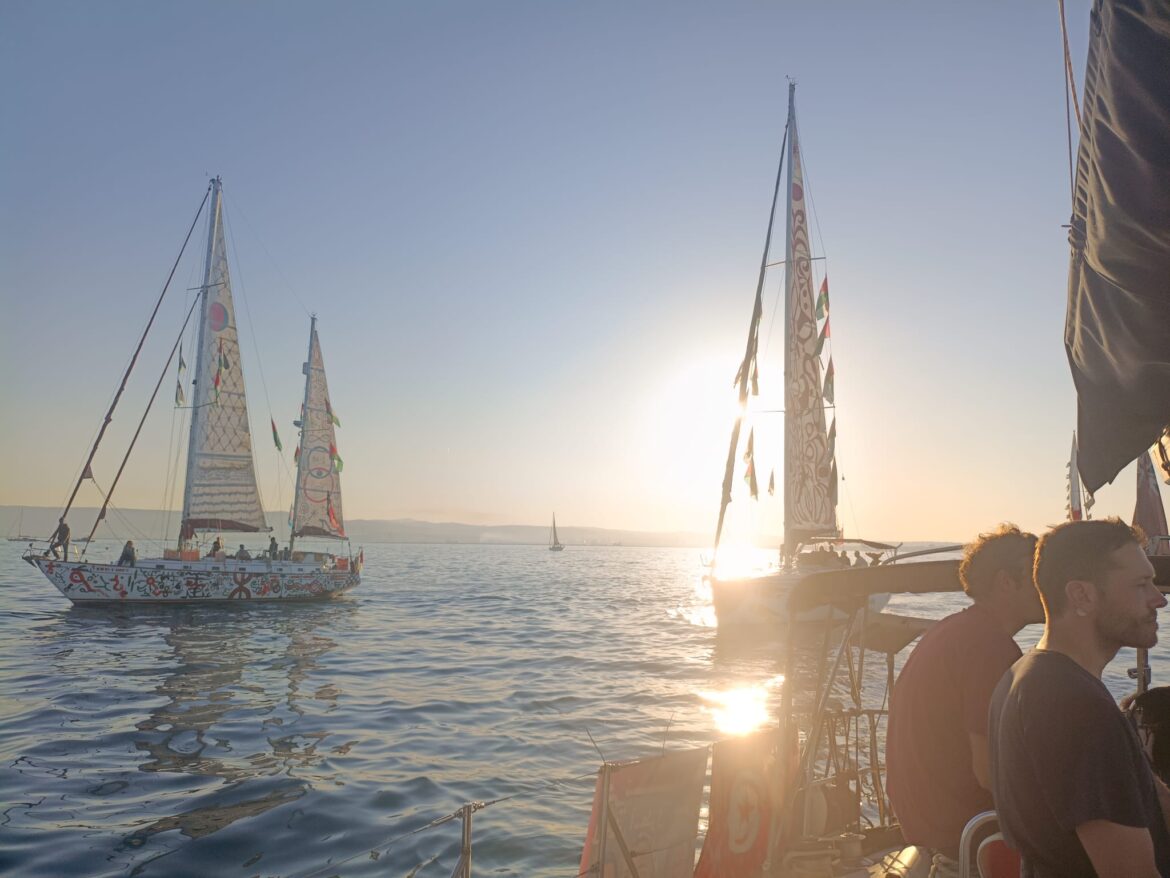 Oltre 60 barche salpate dalla Sicilia per la nuova “Sumud Flotilla”. Salvetti (ex Gkn): “Proviamo ad essere goccia, vedremo a che punto arriva la tempesta” – ASCOLTA