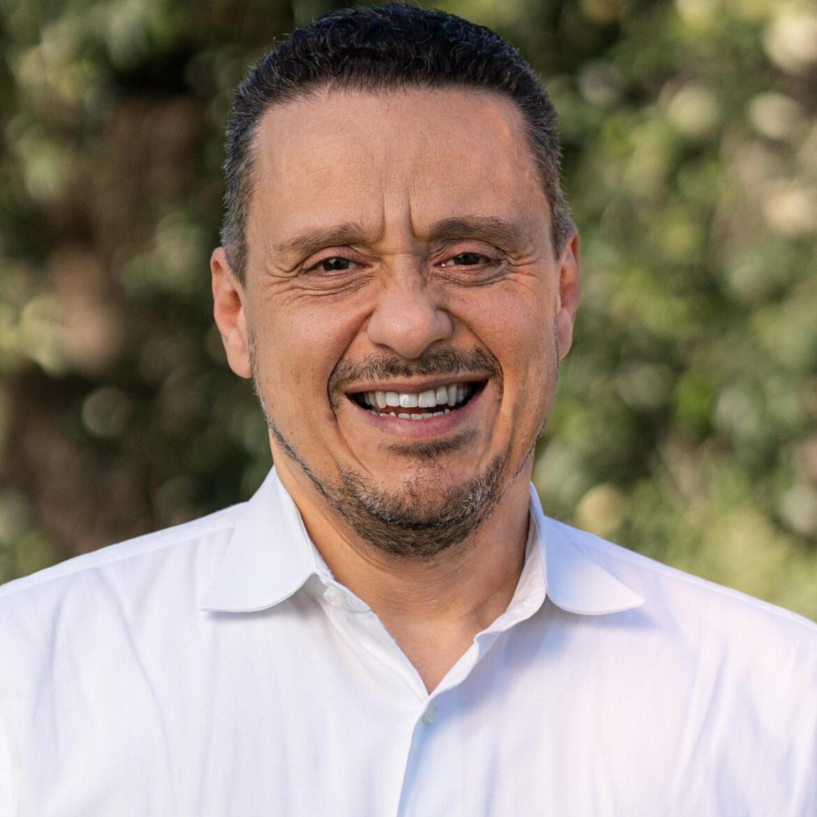 Damiano Sforzi trionfa a Sesto Fiorentino: “Casema Donati, scuola e sanità tra le priorità. L’aeroporto? Ci opporremo con tutta la forza possibile” – ASCOLTA