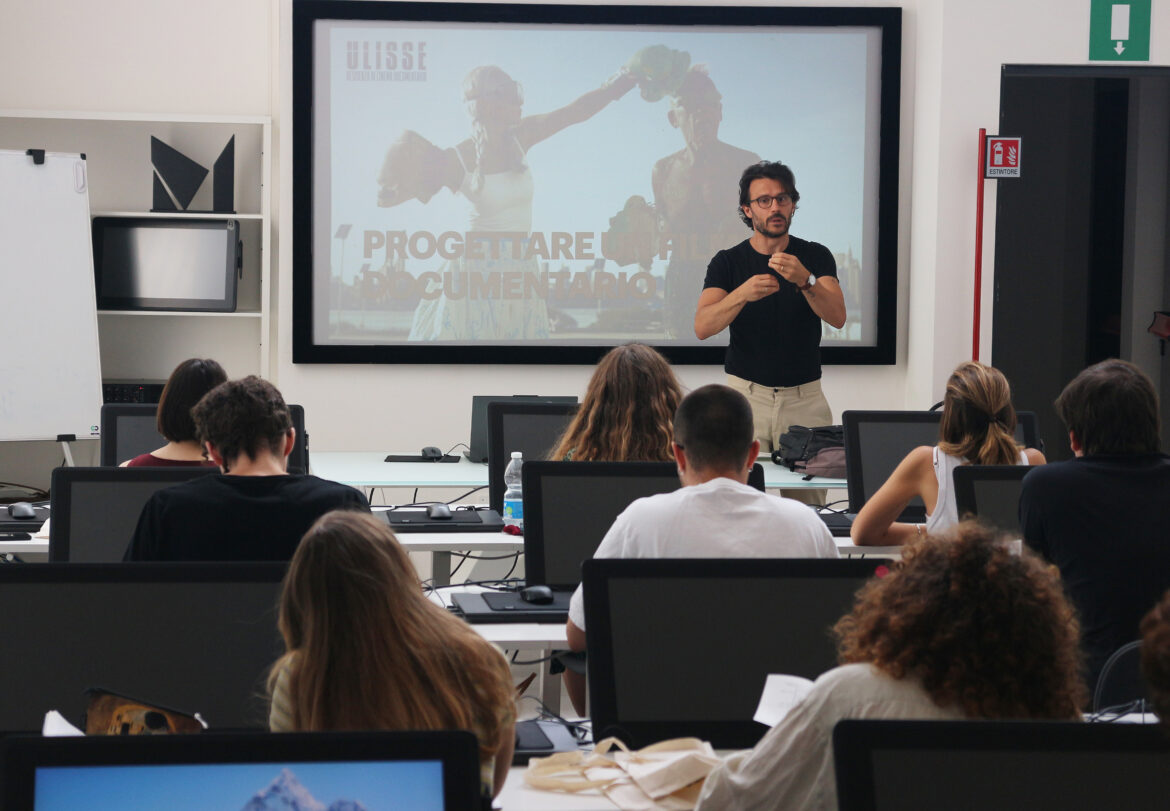 Entra nel vivo “Residenza Ulisse”, il corso gratuito per aspiranti registi e sceneggiatori – ASCOLTA