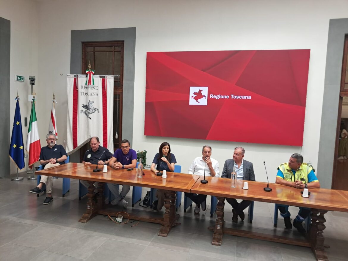 La Toscana per l’Ucraina: missione di Regione e Terzo settore con oltre 8 tonnellate di cibo e prodotti medicali – ASCOLTA