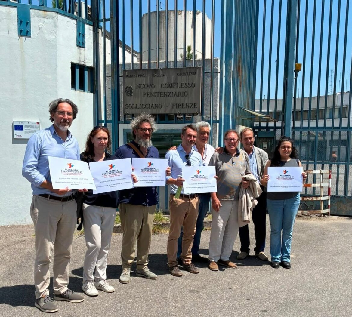 “Porte aperte” per l’inferno Sollicciano. Il Garante: “Situazione degradata”. L’ex garante: “Il ddl sicurezza è la risposta peggiore” – ASCOLTA